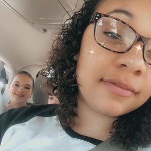 Meet your Posher, Kylee